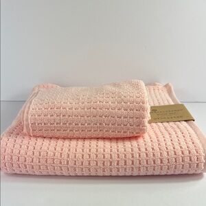 Ecoexistence Oversized Bath Towels Pink Waffle 1 Bath 1 Hand Quick Dry 2pc NEW